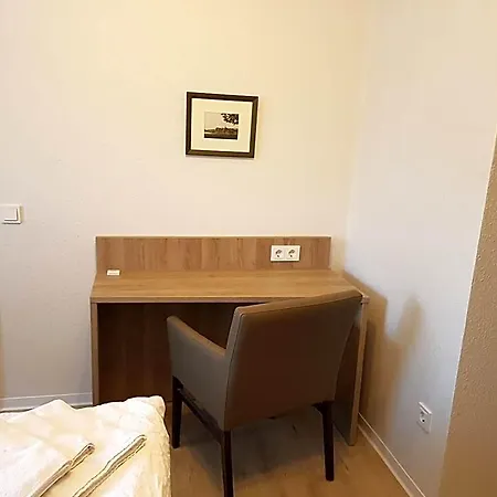 Haus Pooth * Wesel (North Rhine-Westphalia)